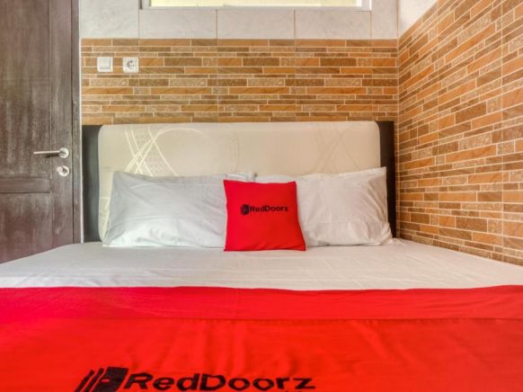 RedDoorz @ Panglima Polim 2