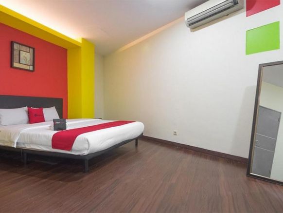 RedDoorz near ITC Mangga Dua, Джакарта