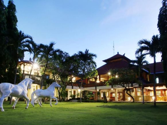 Bali Bungalo Hotel, Кута