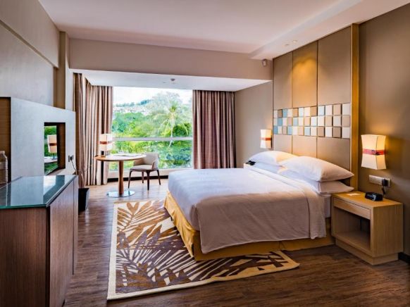 DoubleTree Resort by Hilton Hotel Penang, Пенанг
