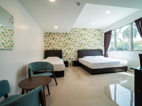 Crystal Garden Hotel (Tasik Selatan)