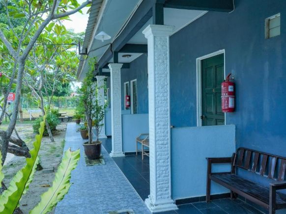 OYO 89890 MILA MOTEL 2