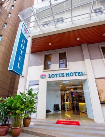 Lotus Hotel Masjid India
