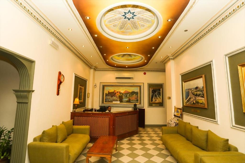 Al Shorouq Hotel Apartments, Маскат