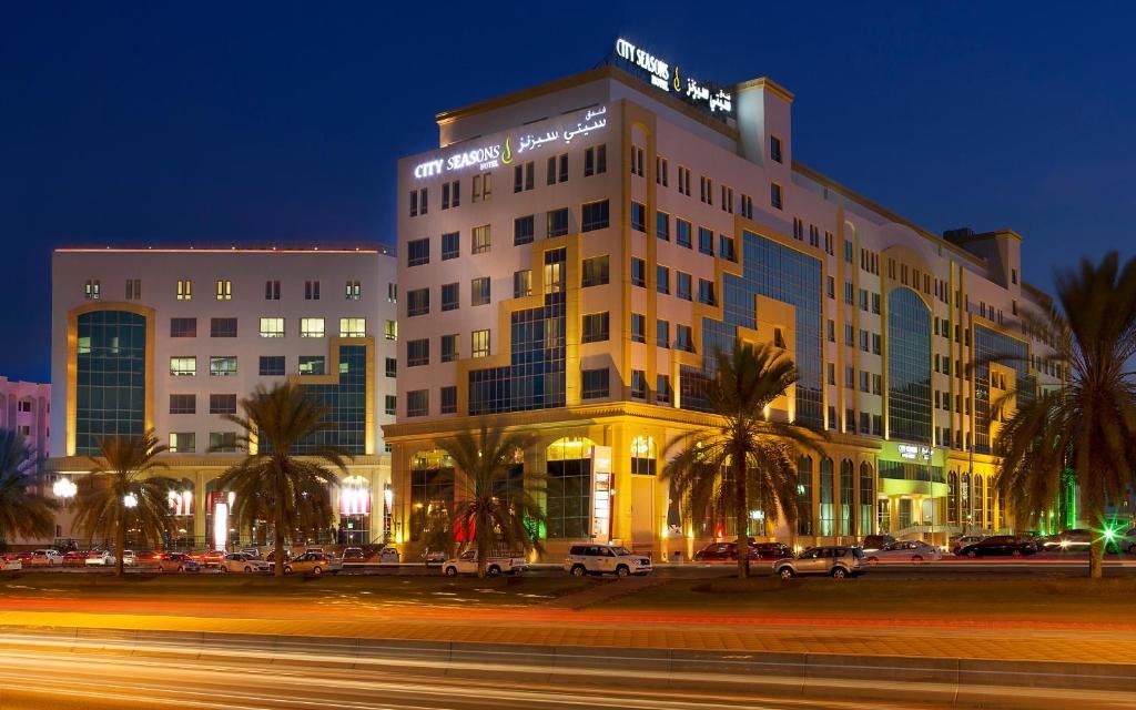City Seasons Hotel & Suites Muscat, Маскат