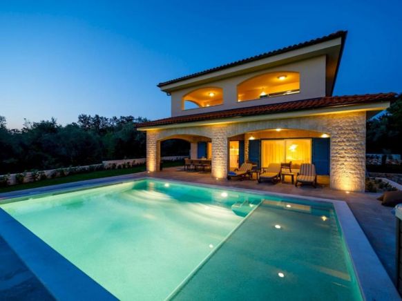 Luxury Villa Loma 2