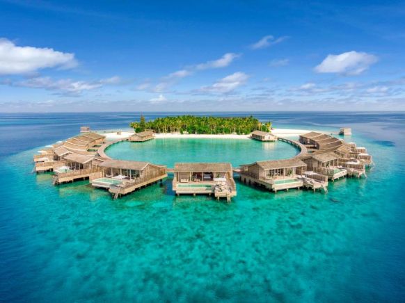 Kudadoo Maldives Private Island – Luxury All inclusive, Атолл Лавияни