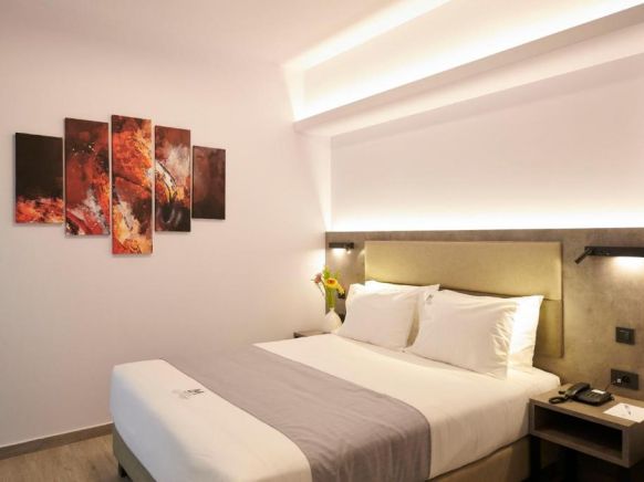 Meni Hotel