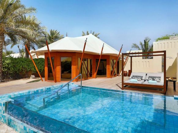 Отель The Ritz-Carlton Ras Al Khaimah, Al Hamra Beach