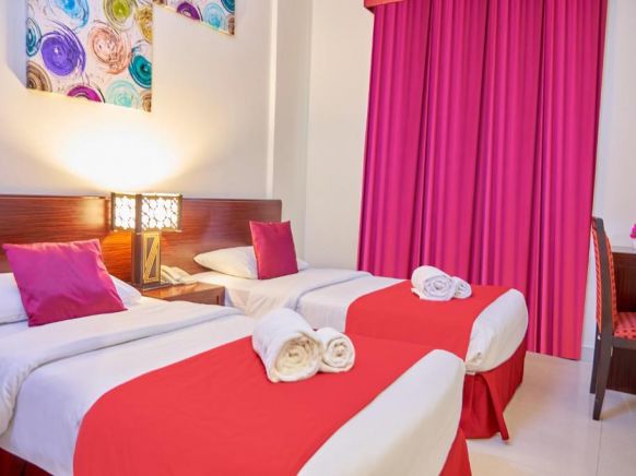 Отель Grand Square Hotel