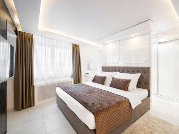Amsterdam Hotel, Белград