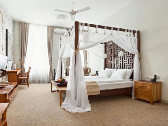 SuperB Luxury Suites