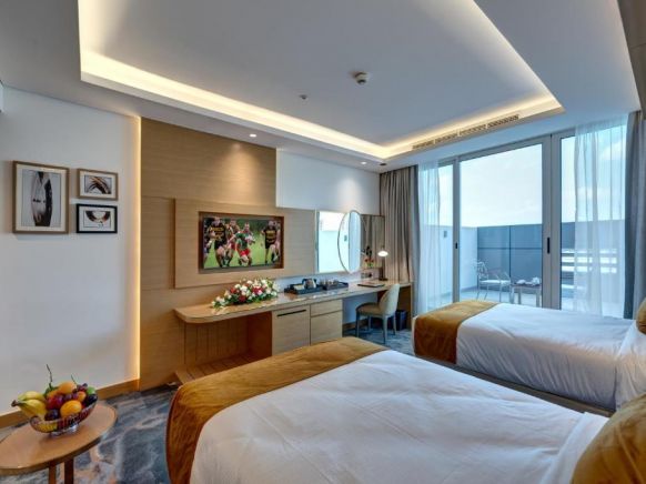 Отель The S Hotel Al Barsha