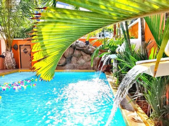 TUCHE LAND Luxury Tropical Villa Pattaya Walking Street 7 Bedrooms