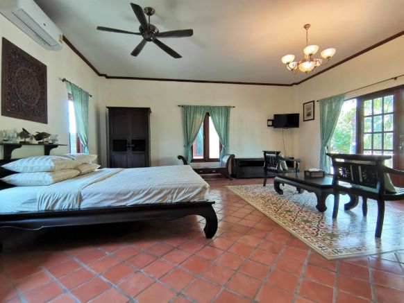 Tuna Resort, Пхукет