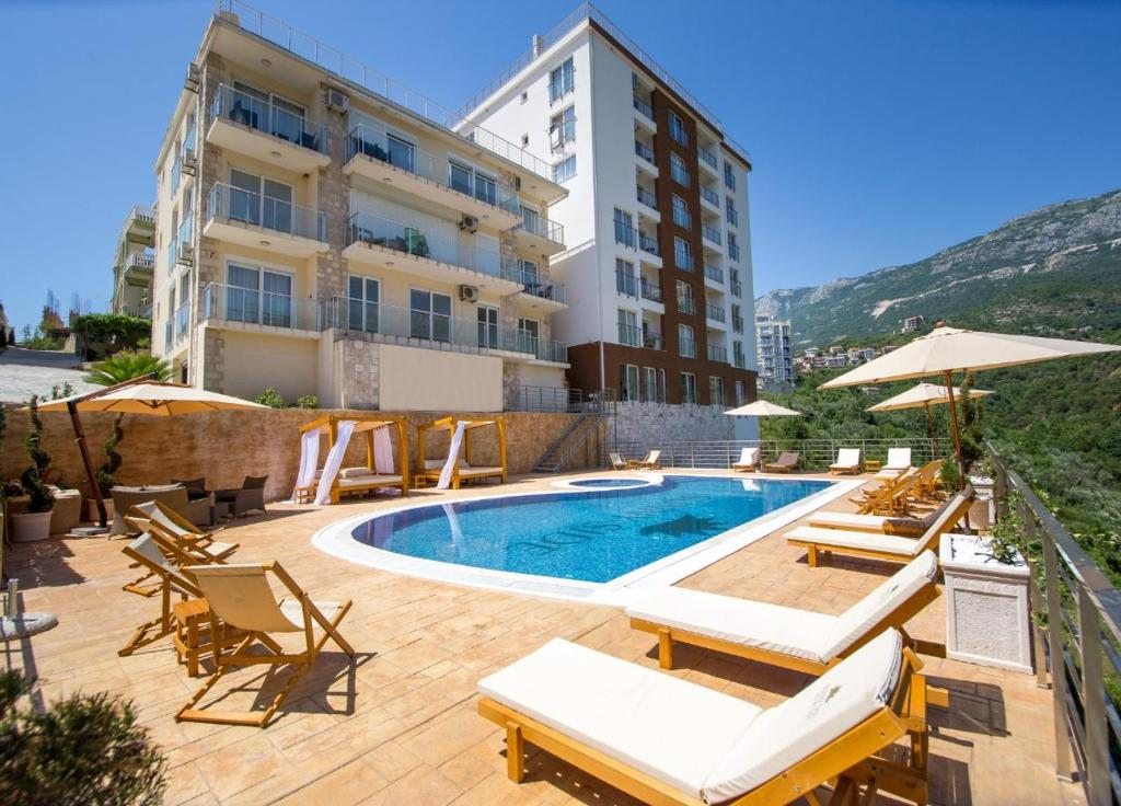 Sunny Side Wellness Resort & Spa, Будва