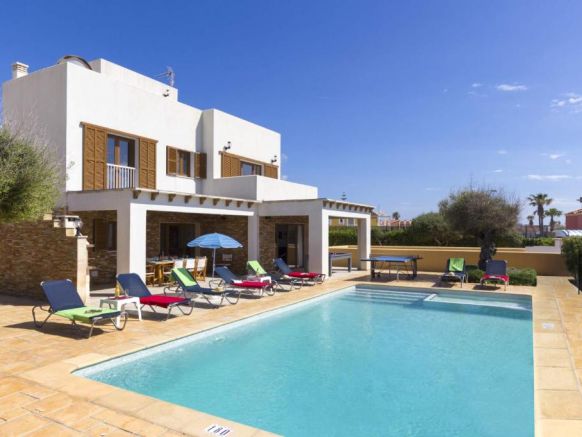 Ibiza 4 bedroom villa, Cala'n Blanes