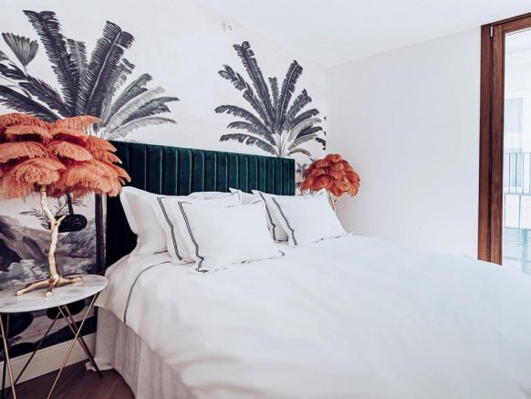 Ocho Suites & Kitchen