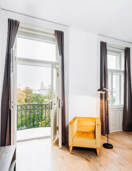 Franz BY ZEITRAUM, Прага