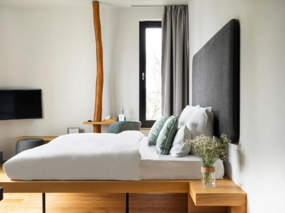 Drift Rooms & Apartments