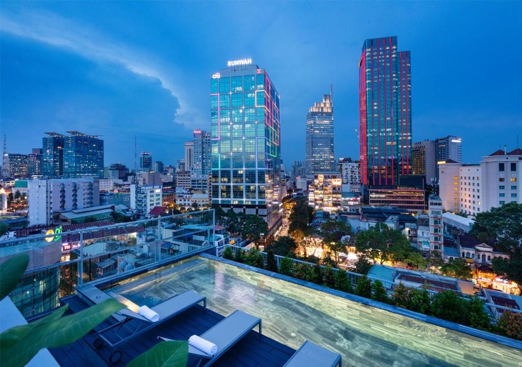 Innside by Melia Saigon Central, Хошимин