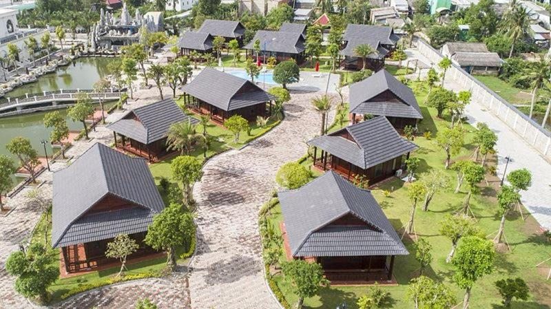 THƯ DUY Resort, Камау