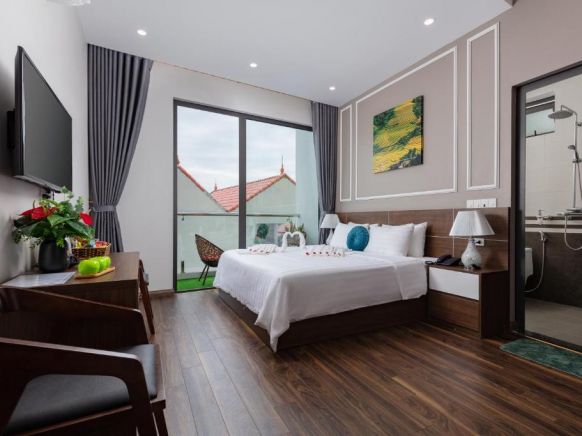 Airport Classic Hotel & Travel