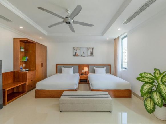 Kiwi Hotel & Apartments