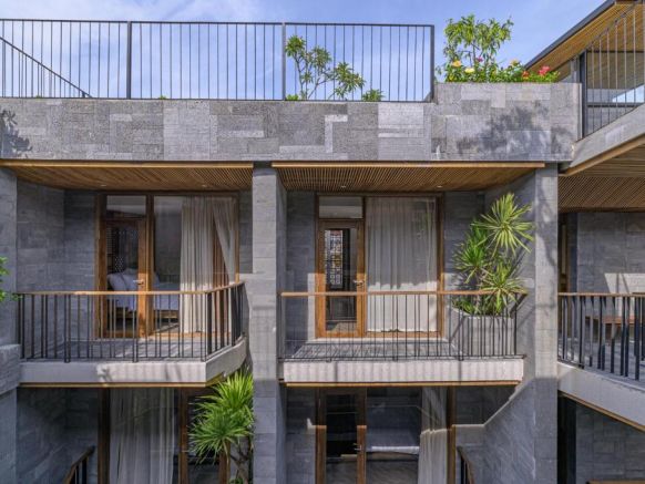 M Boutique Danang, Дананг