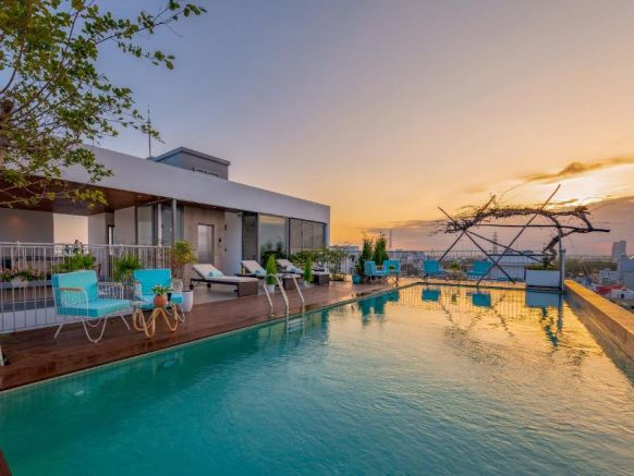 Prana Boutique Hotel and Apartments