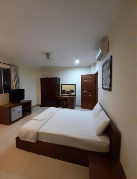 THE SIX HOTEL-Hoang Long Son 3