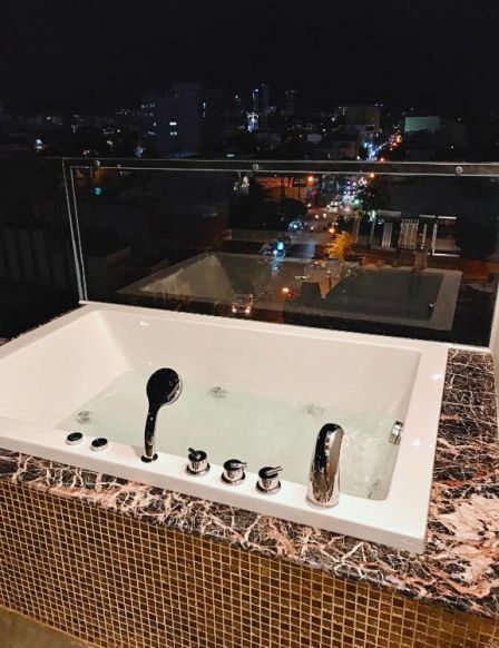 Hưng Thành Luxury Hotel & Apartments, Нячанг