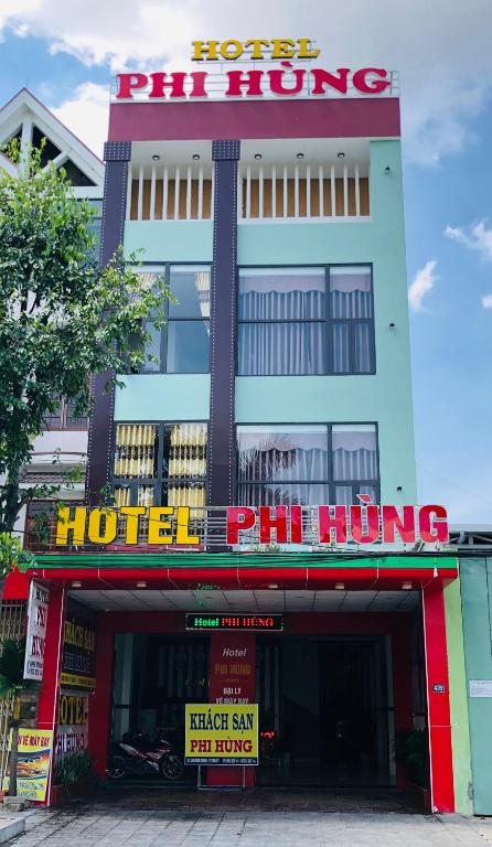 Hotel Phi Hùng, Тамки