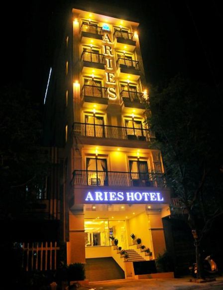 Aries Hotel, Туихоа