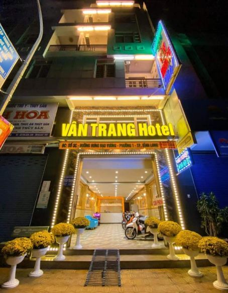 Vân Trang Hotel, Виньлонг