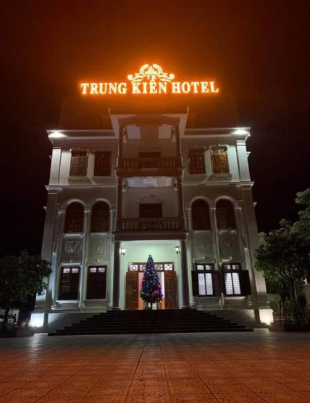 Trung Kiên Hotel, Шонла