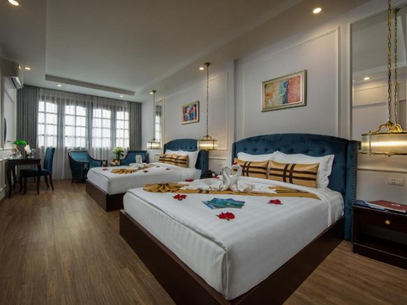 S Central Hotel and Spa