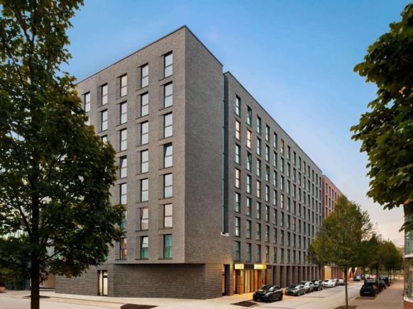Super 8 by Wyndham Hamburg Mitte