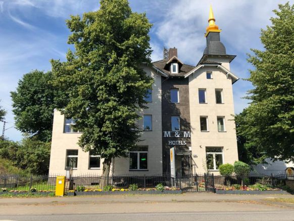 M&M Hotel - Wilhelmsburg