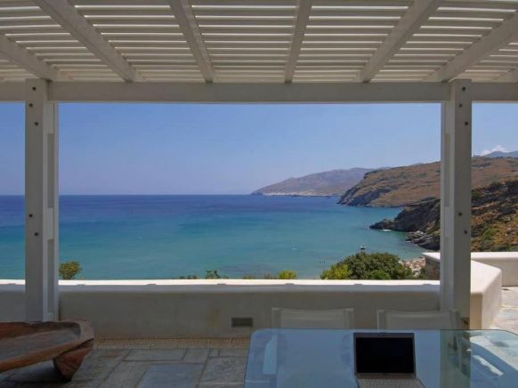 Seaside luxury villa