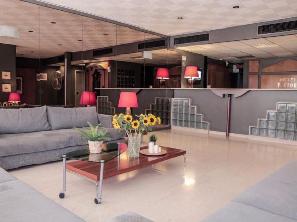 Hotel Victory