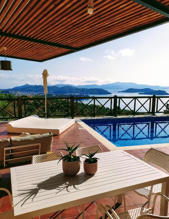 2B Luxurious Villa Io, With Private Pool And Stunningt Sea Views, Колиос