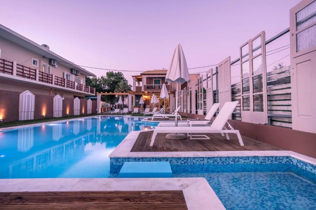 Armeno Resort, Маратиас