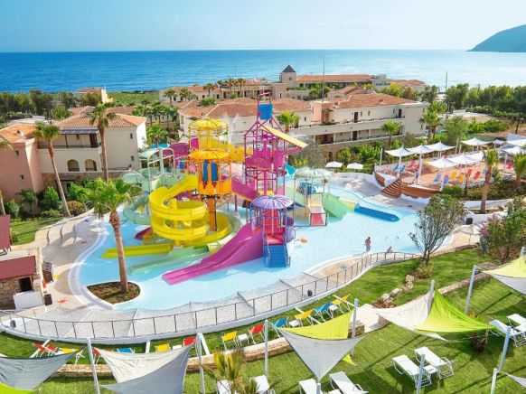 Grecotel Marine Palace & Aqua Park, Панормос (Ретимнон)