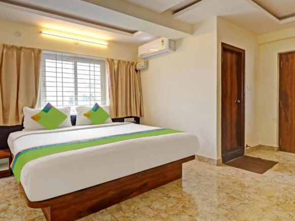 Hotel Rotano Suites - Kempegowda International Airport Bangalore, Бангалор