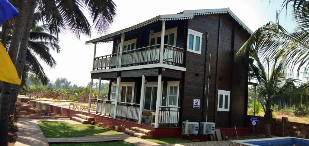 Casa Seaesta Beach Cottages and Suites, Арамболь