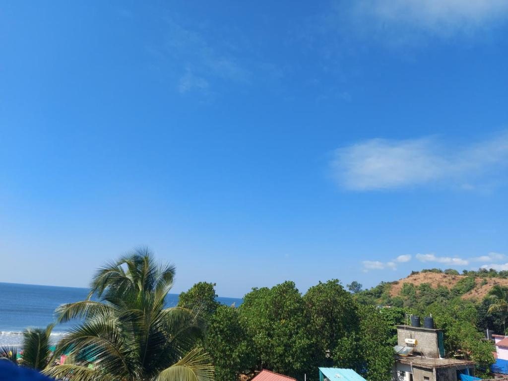 Red Rock Arambol Beach, Арамболь