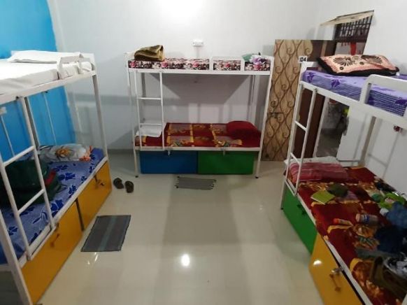 Zigzag Hostel Agra