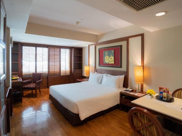 Отель Centre Point Sukhumvit Thong-Lo