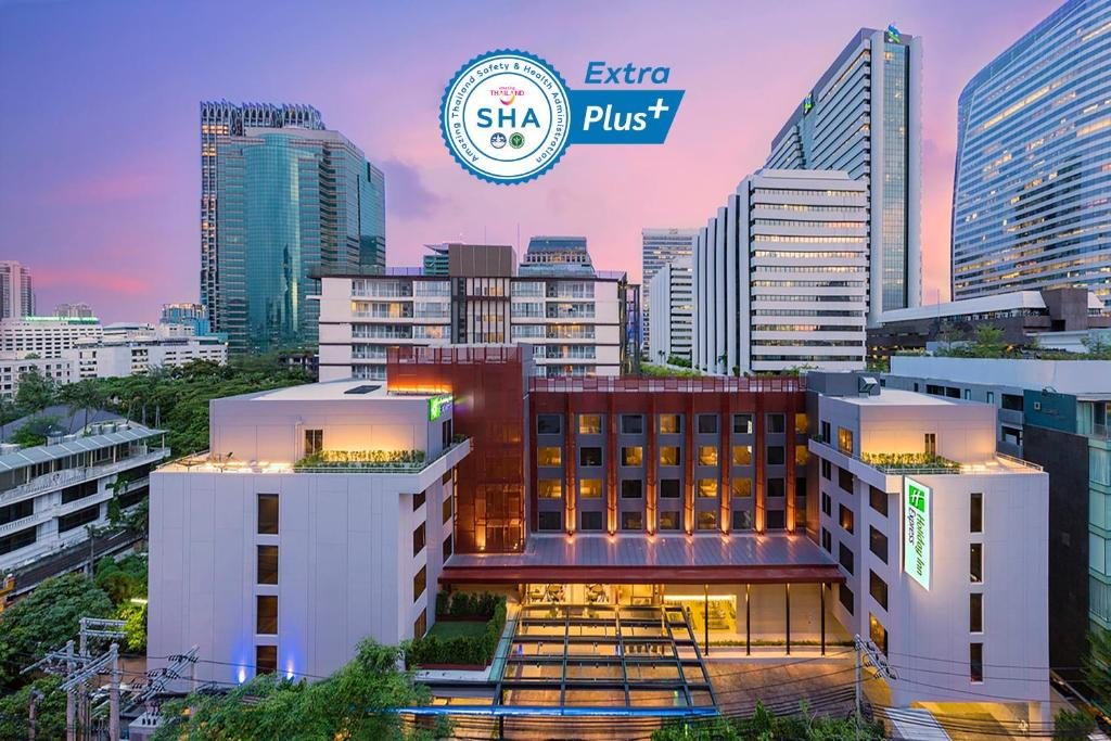 Отель Holiday Inn Express Bangkok Sathorn, Бангкок